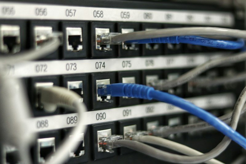 Onduleurs et Protection Électrique UPS CAN Systems